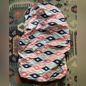 Bacati Geometric Patterned Crib Sheet